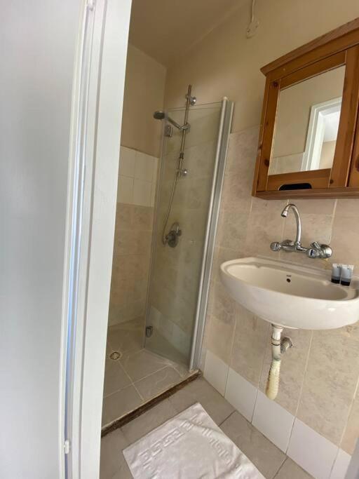 Prime Location! 1 Bedroom Apt In Tlv Beating Heart Tel Aviv Luaran gambar